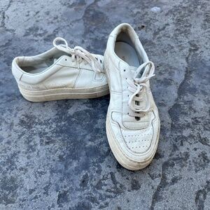 Woman by Common Projects Leather Bball low sneaker Size 39 or 8